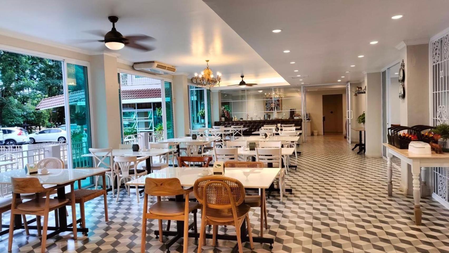 Hotel Rattana View Phitsanulok Exteriér fotografie